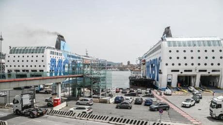 Audi rubata da 90 mila euro sequestrata al Porto di Genova, un denunciato per riciclaggio