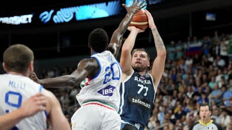 EuroBasket : emmenés par un immense Doncic, la Slovénie écarte l’Italie