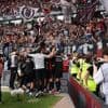 Saisonabschluss: Nach dem 34. Bundesliga-Spieltag: Wer spielt wann wo?