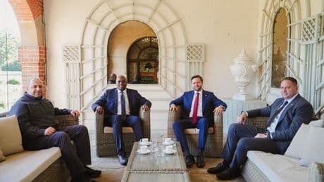 Europe rallies around Ukraine as Zelensky rejects Trump's plan for 'land swaps'