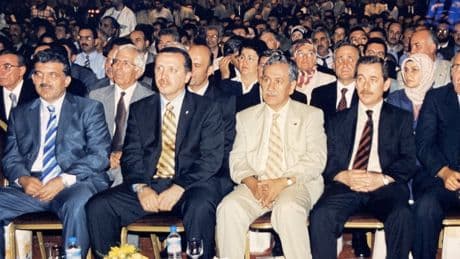AKP kurucusundan Erdoğan'a fotoğraflı mesaj