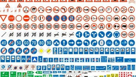 Las dos nuevas señales de tráfico que la DGT ha cambiado para apoyar la diversidad de género