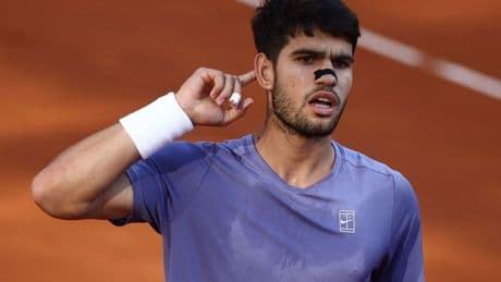 Alcaraz machaca a Sinner con un tenis abrumador en Roma y se lanza a por Roland Garros (6-7 y 1-6)