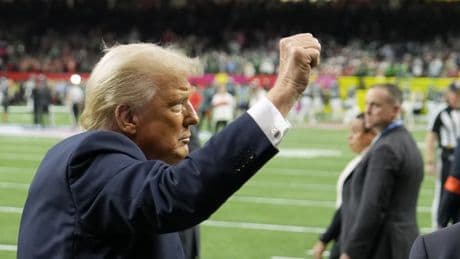 Trump über Football-Team: Aus den „Commanders“ sollen wieder die „Redskins“ werden