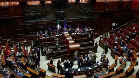Decreto Sicurezza, via libera della Camera alla fiducia: i sì sono 201