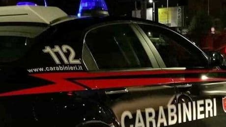 Anziano uccide la moglie disabile e tenta di togliersi la vita: Luisa Trabucchi morta soffocata con un sacchetto