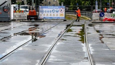 Marodes Bauwerk: Wuhlheide-Brücke: wieder freie Fahrt für Trams