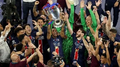 Así quedan los bombos del sorteo de la Champions 2025/26