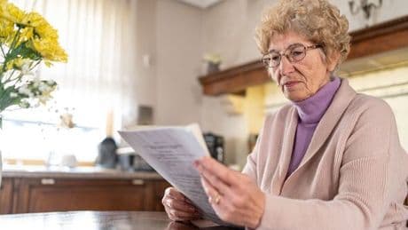 Thousands calling for State Pension to rise to £22,000 due to 'distressing discrepancy'