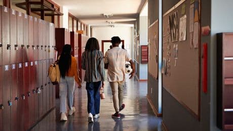 Neue Schulleiterin schickt 203 „Problemkinder" nach Hause – Eltern sind empört