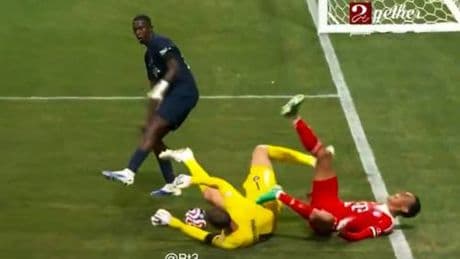Scontro con Donnarumma e infortunio choc per Musiala: portiere in lacrime e fischiato. Neuer lo attacca