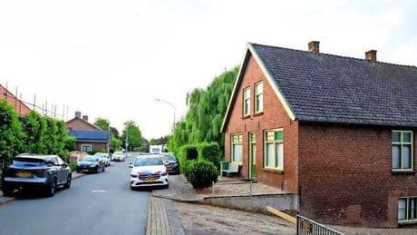 Echtpaar (81 en 84) ’s nachts overvallen door drie mannen, politie zoekt beelden