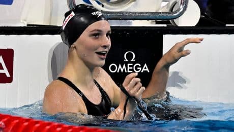 Sie gewann schon 3x Olympia-Gold - Teenie-Schwimmerin (18) stellt Sensations-Rekord auf