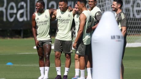 Mbappé, hospitalizado con gastroenteritis aguda