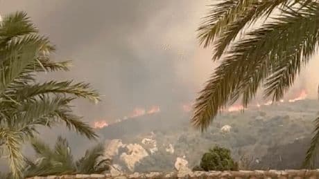 Waldbrände in Spanien: 2.000 Touristen evakuiert