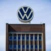 Auch wegen Trumps Zöllen: Gewinn von VW bricht im zweiten Quartal um mehr als ein Drittel ein