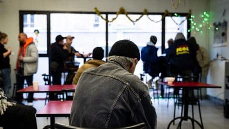 A Nevers, un arrêté du maire contre la mendicité validé par les juges, malgré la contestation des associations