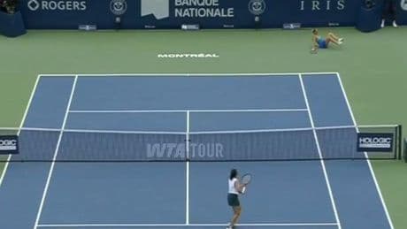 Tennis pundit screams on commentary after Canadian Open star's slip on court
