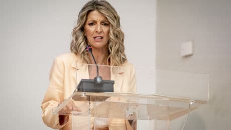 Yolanda Díaz acusa al PP de &quot;hackear las instituciones&quot; y actuar como un &quot;partido antisistema&quot;