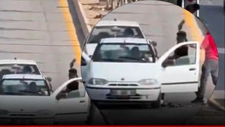 Ankara'da kan donduran olay! Trafik ortasında araç durdurdular, kılıç ve bıçakla saldırdılar