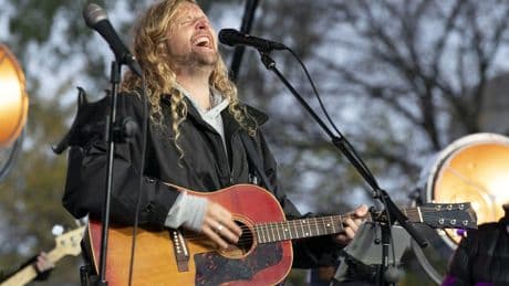 City fines Montreal church for hosting MAGA-affiliated singer Sean Feucht