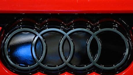 Audi, gli utili crollano nel semestre