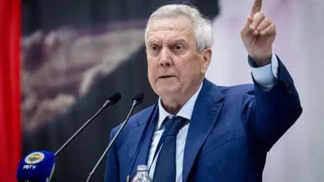 Aziz Yıldırım'dan flaş Ali Koç açıklaması: "Her şeyi alkışlıyorlar"
