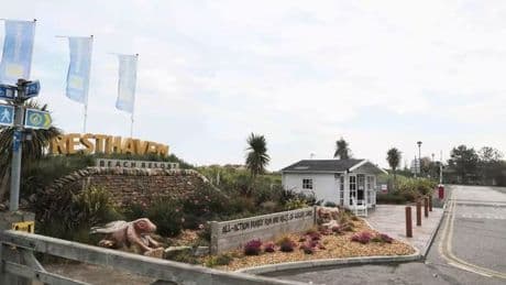 Haven holiday park nightmare as kids 'having meltdowns' after families turned away