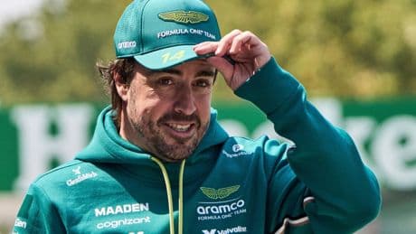Alonso "aprende" de Newey: "Sabe cómo hacer para que un equipo luche por los campeonatos"
