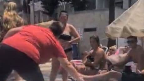 Tourist screams at holidaymakers who ‘stole’ her sunbed even though ‘she put her towel on it’
