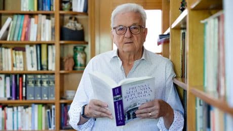 Justino Sinova: "La izquierda de la República interpretaba la crítica de los periódicos a su labor como un ataque al régimen"