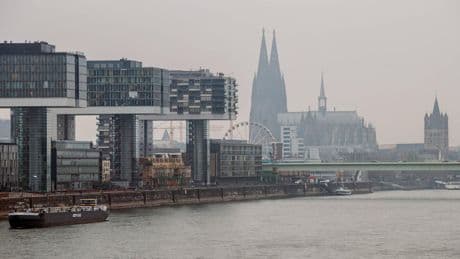 Leben im Wahrzeichen: So viel kostet eine Wohnung in den berühmten Kölner Kranhäusern