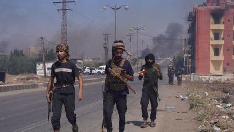 Syriens Übergangspräsident Sharaa appelliert an Beduinenstämme – neue Gefechte in Suwaida