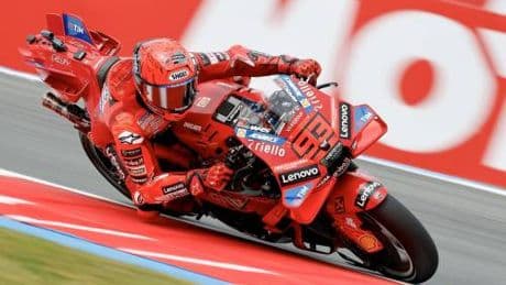 MotoGP, Marc Marquez vince la Sprint Race ad Assen e allunga in classifica. Delude Bagnaia