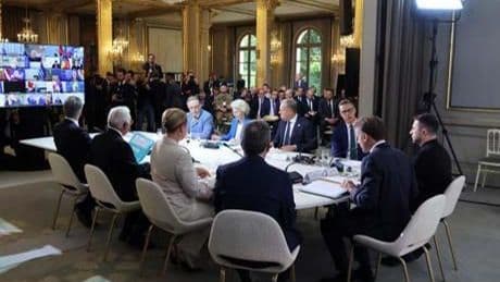 Paris'teki kritik zirve sona erdi: 26 ülkeden Ukrayna'ya destek, Trump-Putin görüşmesi kapıda!