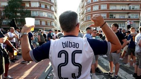 How many Europa League final tickets were Tottenham and Manchester United given?