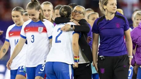 Bondscoach Sarina Wiegman moet dit EK diep gaan, maar wist wel een eenheid van de Engelse ploeg te smeden