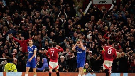 El United estaba legitimado a expulsar a los hinchas del Athletic a los que sacó de Old Trafford