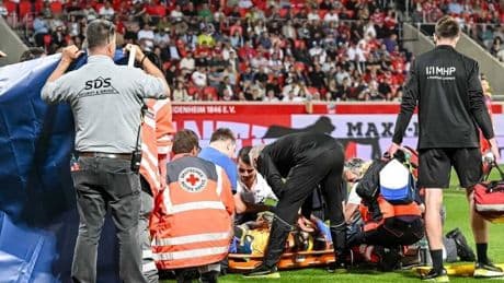 Partie gegen Bochum unterbrochen: Sorgen um Heidenheim-Torwart Kevin Müller