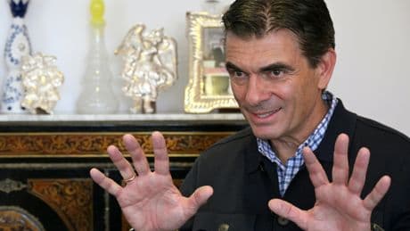 Présidentielle en Bolivie: la droite promet un bouleversement économique pour tourner la page du règne de la gauche