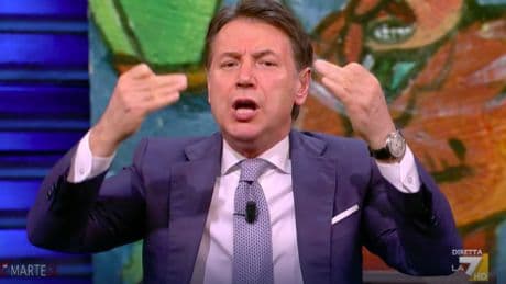 "Con me l'Italia era una Ferrari". Conte la spara grossa: nostalgia per reddito 5S e Superbonus