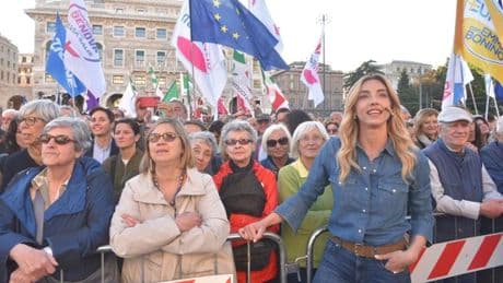 Più donne al voto a Genova, l’esperto conferma: “L’effetto Salis ha premiato il centrosinistra”