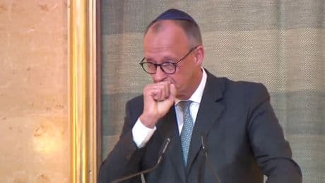 Emotionale Rede bei Synagogen-Eröffnung - Merz ringt mit den Tränen