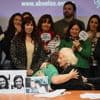 ‘Grootmoeders’ vinden na bijna 50 jaar 140ste gestolen kleinkind  Argentijnse dictatuur dankzij dna-onderzoek