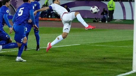 Qualifikation in Asien: Usbekistan erstmals bei Fußball-WM - Nullnummer in Abu Dhabi