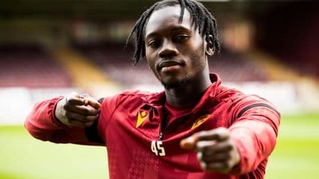 Motherwell's Rangers goal hero wants to repay boss' faith and fire them up table