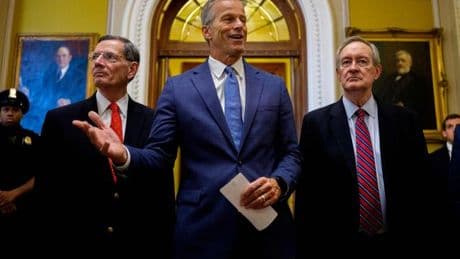 Le Sénat adopte le “grand et beau projet de loi” de Trump, “un Robin des bois à l’envers”