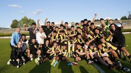 El Basconia pone el broche a una temporada de ensueño