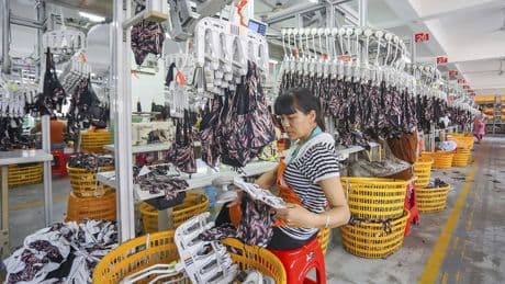 El trono de las prendas 'made in China', en riesgo