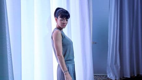 Lily Allen paints a furious portrait of self-loathing in Hedda